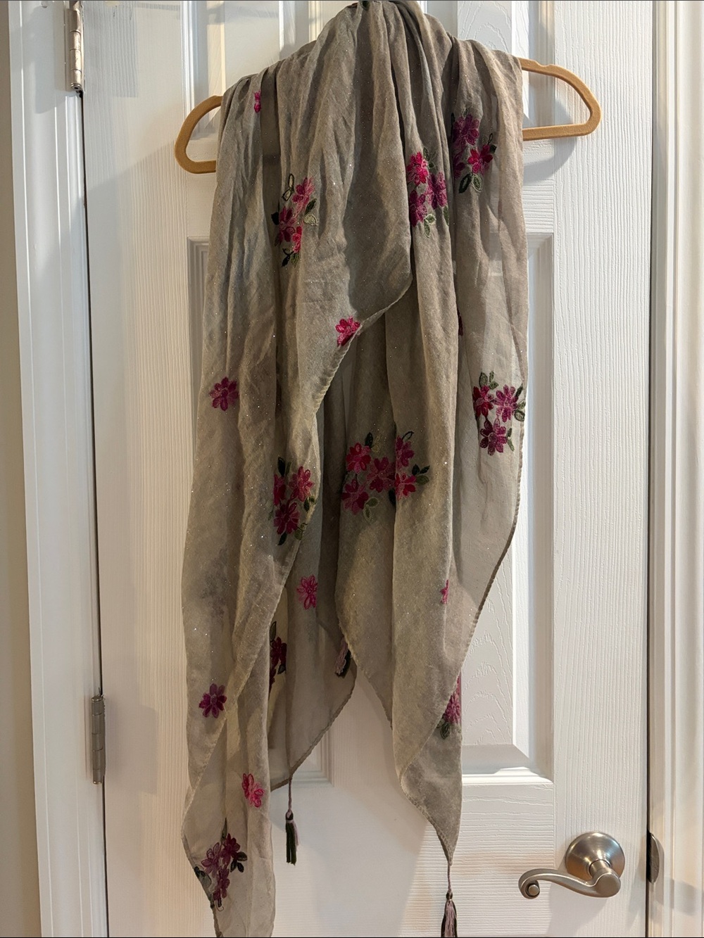 Women’s Embroidered Beige Floral Scarf. Never worn.